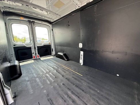 Used 2015 Ford Transit 150 148 Medium Roof w/ Interior Upgrade Package RWD image 10