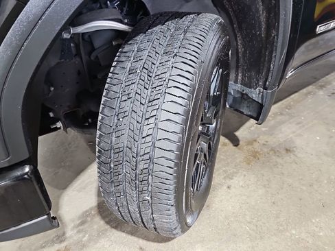 Certified 2023 GMC Sierra 1500 Elevation image 37