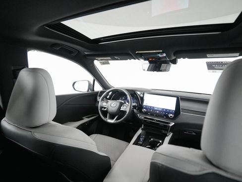 Certified 2025 Lexus RX 350 Premium Plus image 16