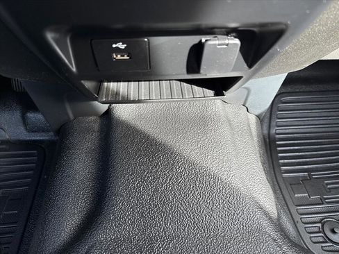 Used 2022 Ford F350 XL w/ Power Equipment Group image 23