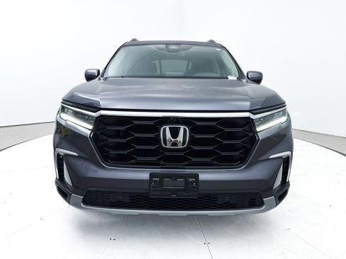 Used 2023 Honda Pilot Elite image 13