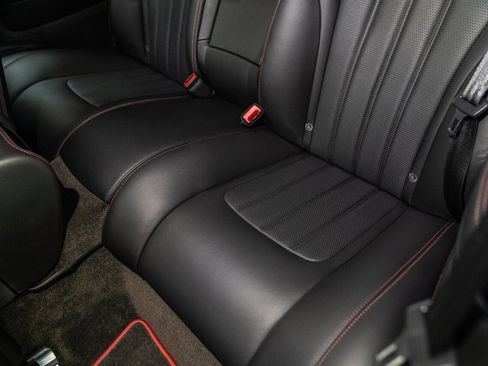 Used 2015 Bentley Continental GT image 22