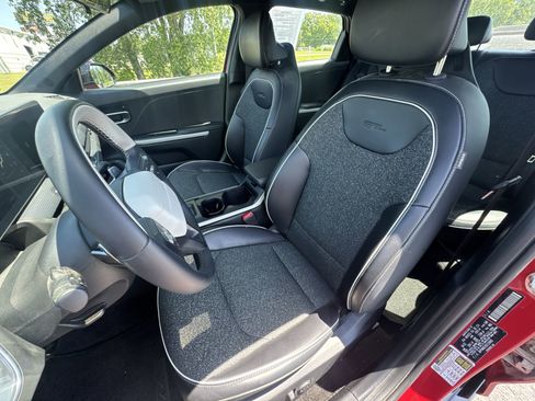 Used 2025 Kia K4 GT-Line w/ GT-Line Sunroof Package FWD image 11