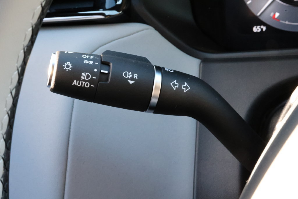 New 2026 Land Rover Range Rover Velar S AWD/4WD image 18