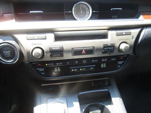 Used 2015 Lexus ES 350 w/ Premium Package FWD image 15