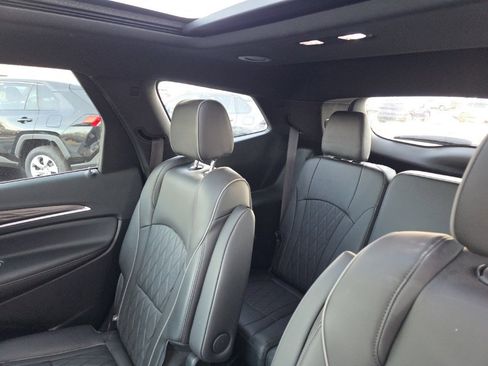 Used 2024 Buick Enclave Avenir w/ Avenir Technology Package image 14