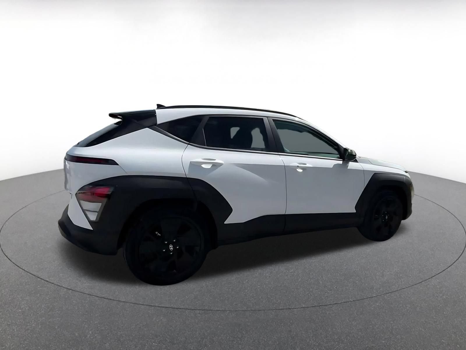 Used 2026 Hyundai Kona SEL Sport FWD image 14