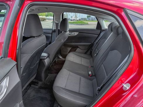 Used 2022 Kia Forte LXS FWD image 15