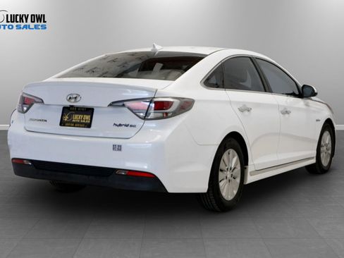 Used 2017 Hyundai Sonata SE FWD image 5