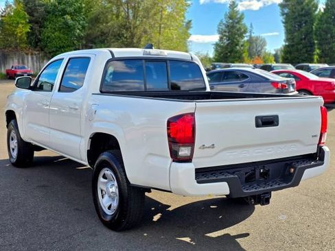 Used 2023 Toyota Tacoma SR AWD/4WD image 9