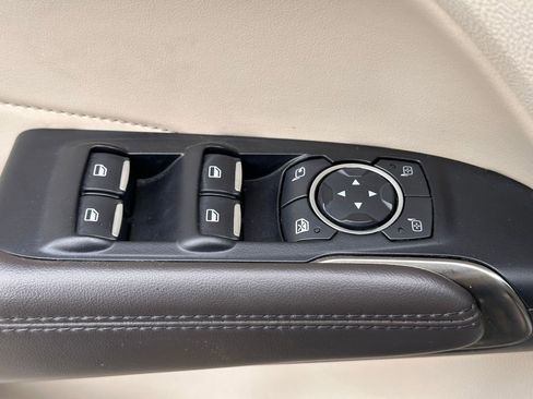 Used 2019 Lincoln MKC Select w/ Select Plus Package image 22