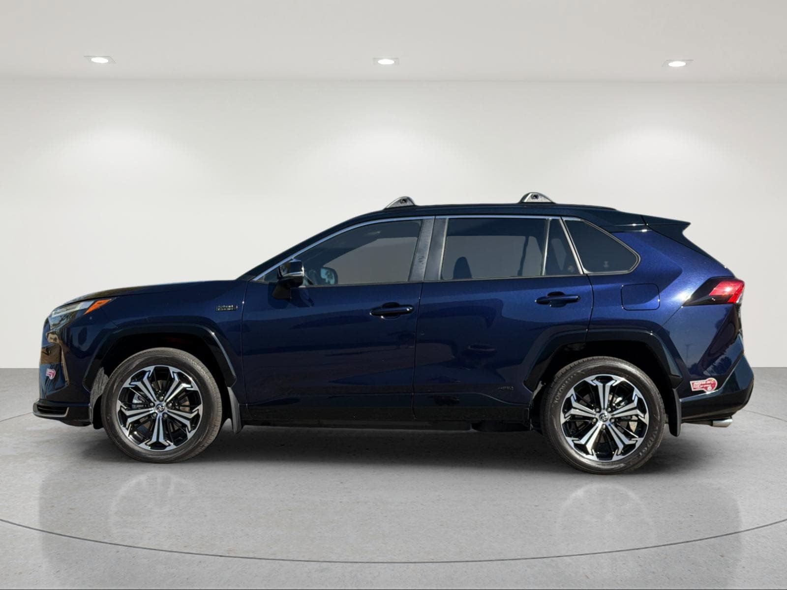 Used 2023 Toyota RAV4 XSE w/ Premium Package AWD/4WD image 3