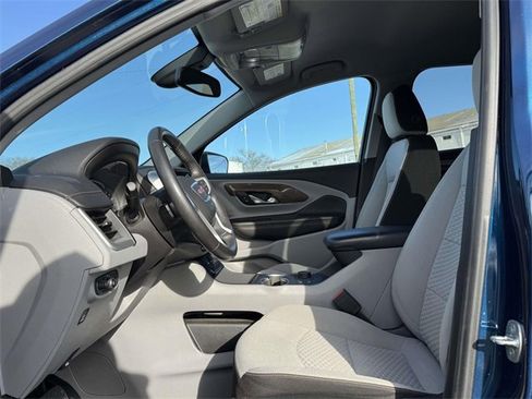 Used 2020 GMC Terrain SLE w/ Driver Convenience Package image 22