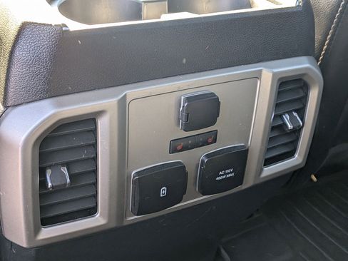 Used 2020 Ford F150 Lariat w/ Equipment Group 502A Luxury image 30