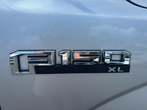 Used 2016 Ford F150 XL w/ Heavy-Duty Payload Package RWD image 14