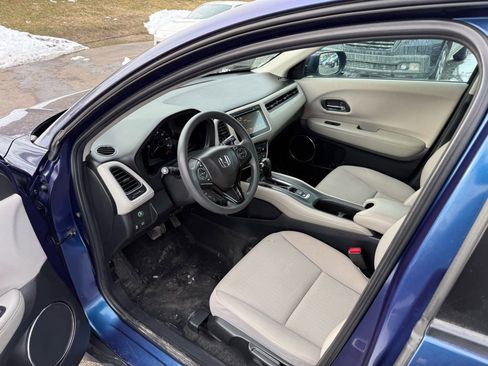 Certified 2017 Honda HR-V EX image 7