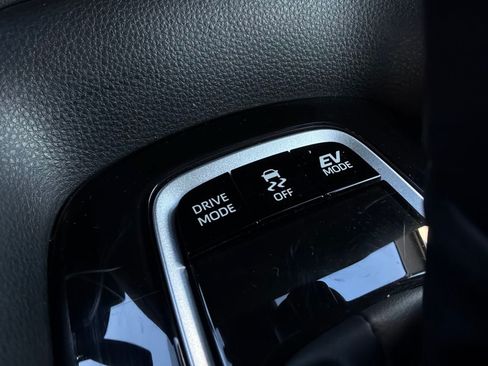 Used 2026 Toyota Corolla LE FWD image 26
