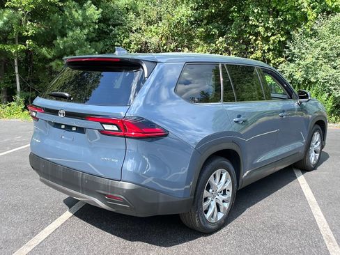 Used 2026 Toyota Grand Highlander AWD Hybrid image 5