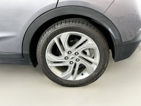 Used 2023 Chevrolet Bolt LT w/ Driver Confidence Package FWD image 11