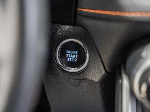 Used 2020 Toyota RAV4 Adventure image 19