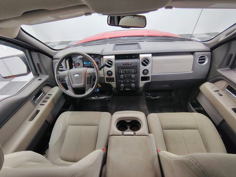 Used 2010 Ford F150 XLT image 2