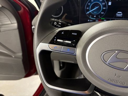 Used 2024 Hyundai Elantra Blue image 20