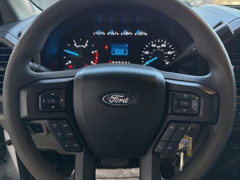 Used 2017 Ford F550 4x4 Crew Cab Super Duty w/ Power Equipment Group image 18