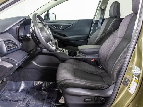 Used 2025 Subaru Outback Premium w/ Popular Package #1A image 26