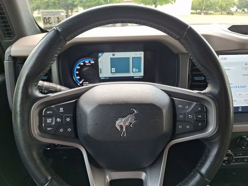 Certified 2024 Ford Bronco Wildtrak AWD/4WD image 18