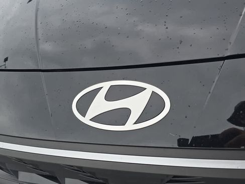 New 2026 Hyundai Elantra Hybrid FWD image 12