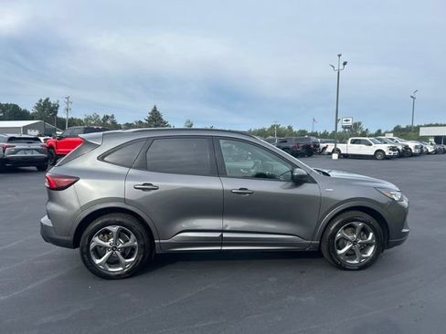 Used 2023 Ford Escape ST-Line Select w/ Class II Trailer Tow Package AWD/4WD image 6