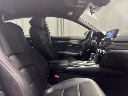 Used 2022 Honda Accord Sport image 29