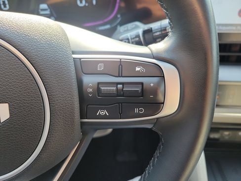 Certified 2024 Kia Sportage EX FWD image 28