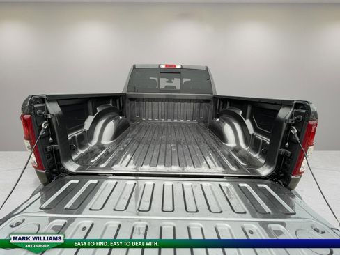 Used 2024 RAM 1500 Tradesman w/ Night Edition image 34