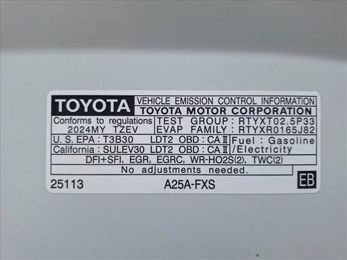 Certified 2024 Toyota RAV4 XSE w/ Weather Package AWD/4WD image 18