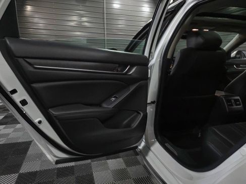 Used 2020 Honda Accord EX-L image 36