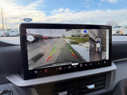 Used 2021 Ford F350 Lariat w/ Chrome Package image 26