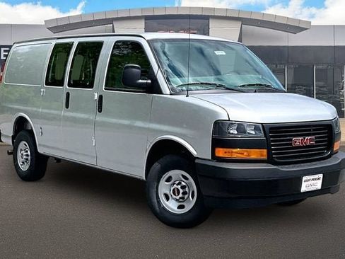 New 2026 GMC Savana 2500 w/ Driver Convenience Package RWD image 2
