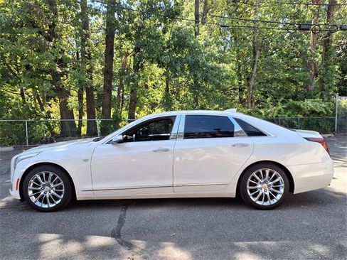 Used 2017 Cadillac CT6 Luxury image 6