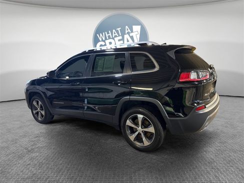 Used 2019 Jeep Cherokee Limited image 6