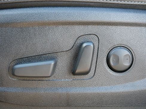 Used 2021 Kia Telluride EX w/ Towing Package image 20