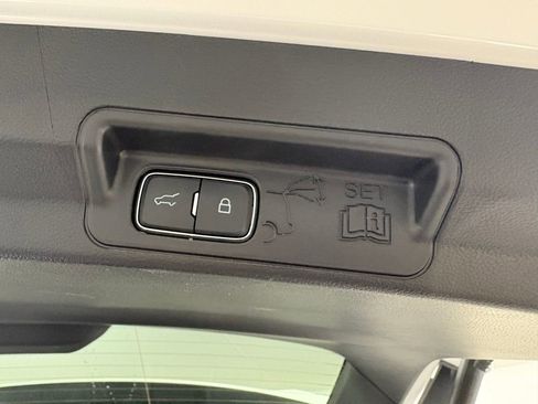 Certified 2025 Ford Explorer ST-Line w/ Premium Package image 34