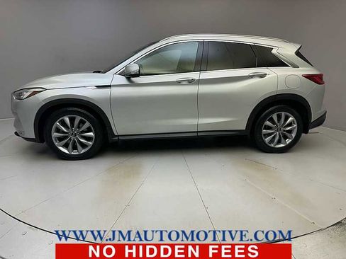 Used 2021 INFINITI QX50 Essential w/ Convenience Package image 2