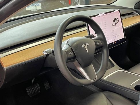 Used 2021 Tesla Model 3 Long Range image 12