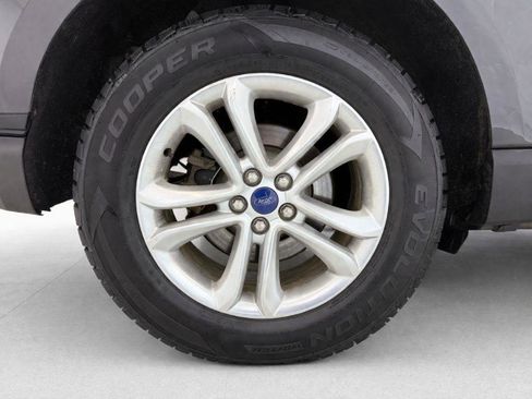Used 2016 Ford Edge SEL w/ Equipment Group 201A image 32