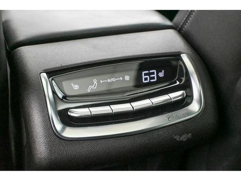 Certified 2023 Cadillac XT6 Sport w/ Platinum Package AWD/4WD image 31