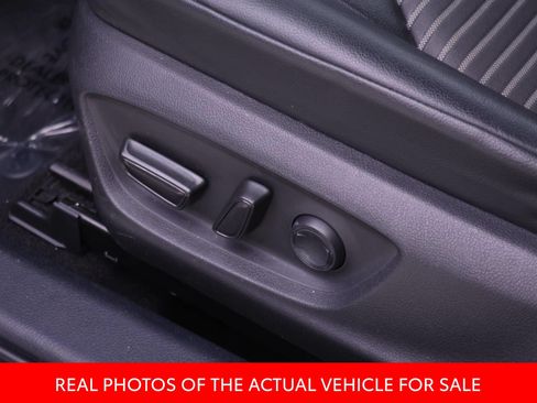 Certified 2020 Toyota Camry SE FWD image 15
