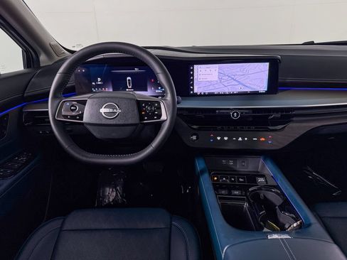 Certified 2025 Nissan Murano Platinum w/ Cargo Package AWD/4WD image 19