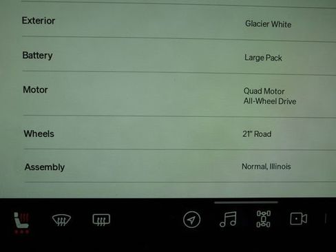 Used 2022 Rivian R1T Adventure image 27