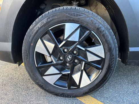 Used 2025 Hyundai Kona SEL image 25